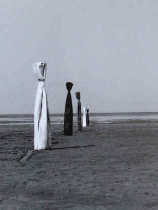 Kunst zum Schach - Land Art Installation von Elke Rehder im Watt der Nordsee